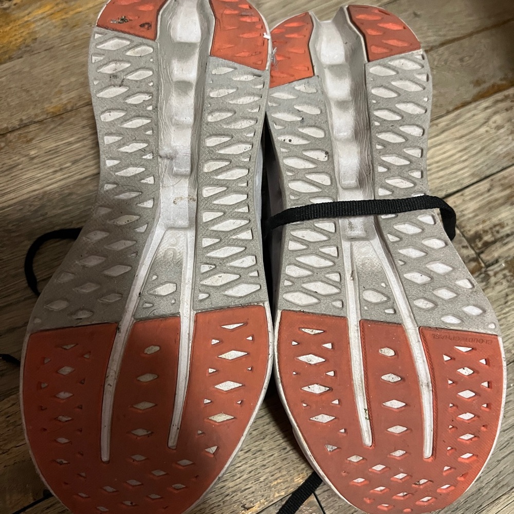 On Cloudsufer - image 2